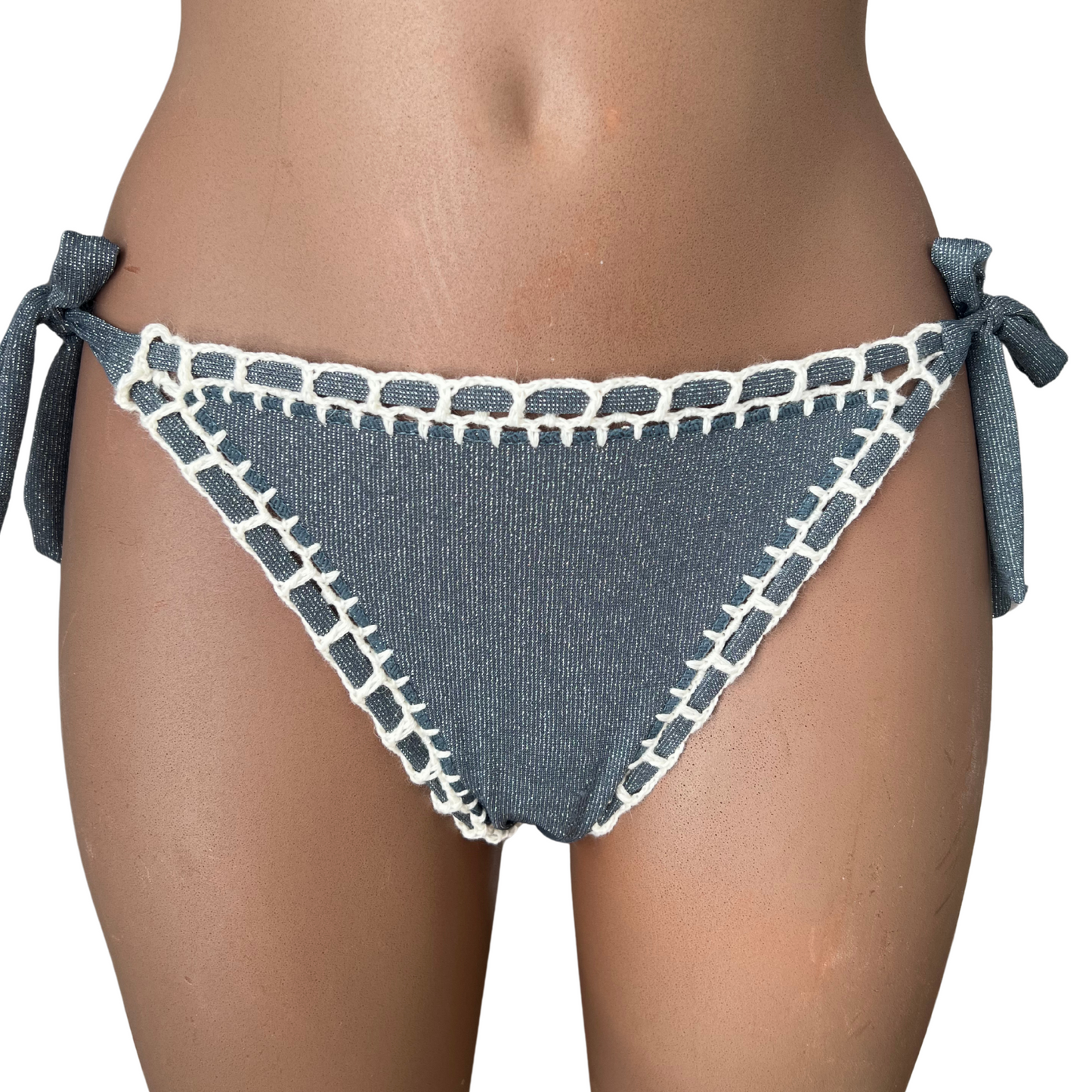 Bas maillot de bain 2pièces culotte noué crochet ADOM